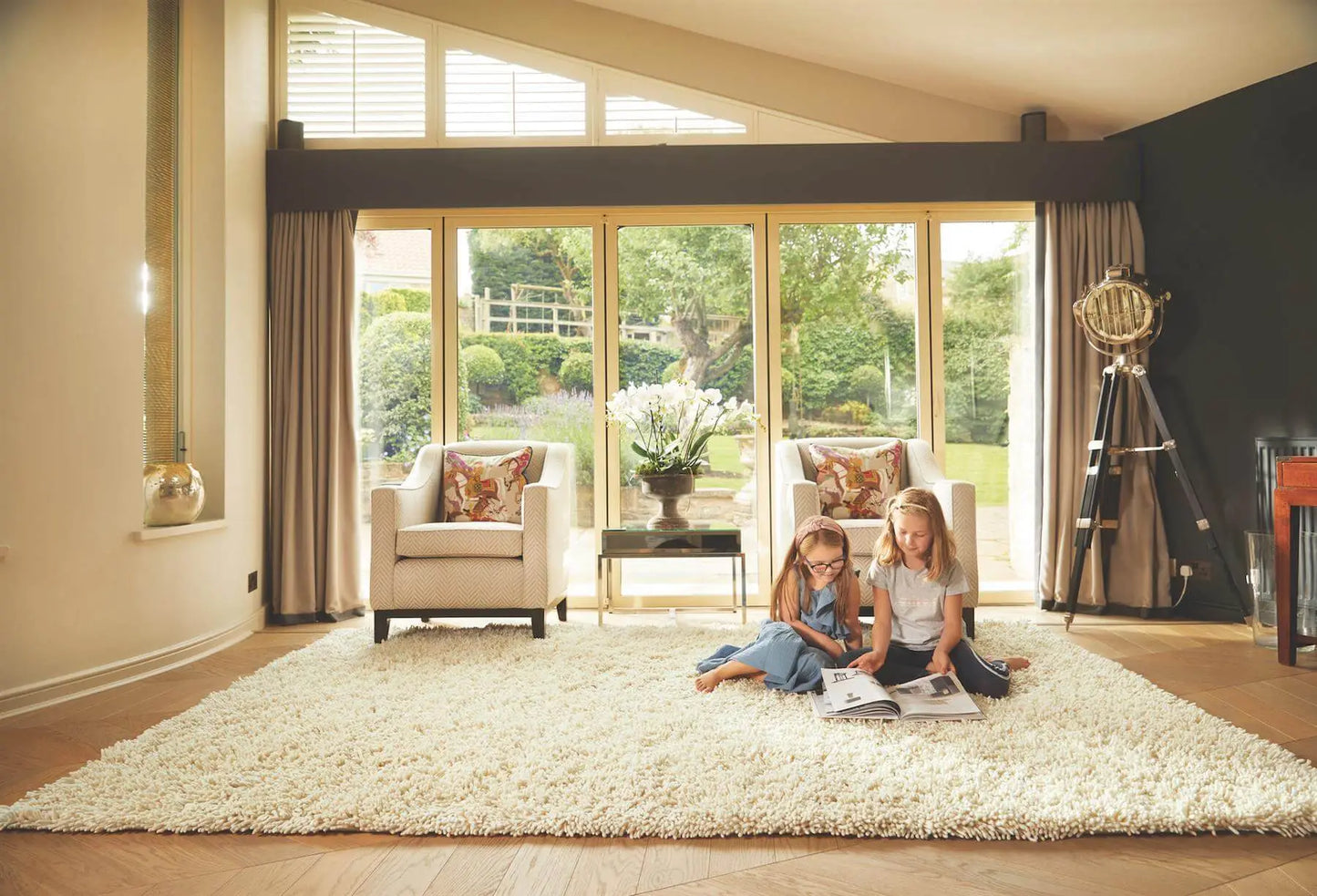 Imperial Ivory Shaggy Pile Wool Rug
