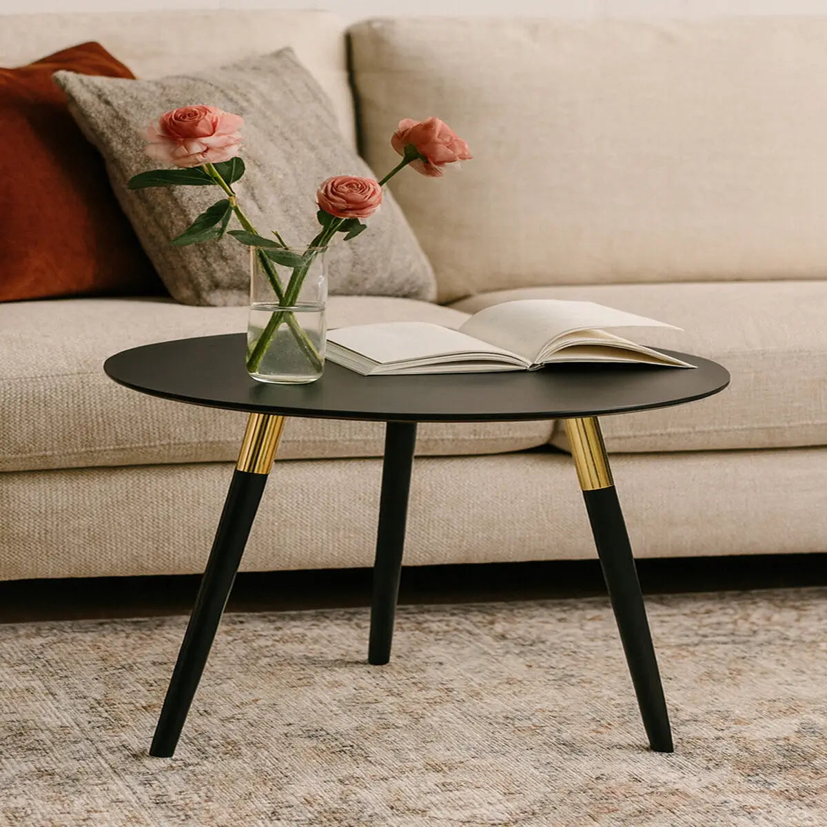 Black and Gold Round Coffee Table, Nostra