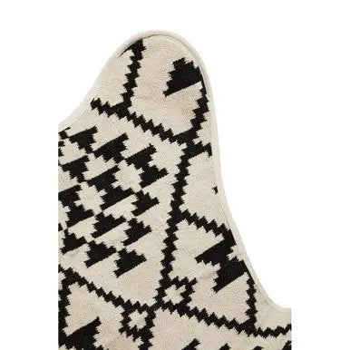 Cefena Black and White Butterfly Chair