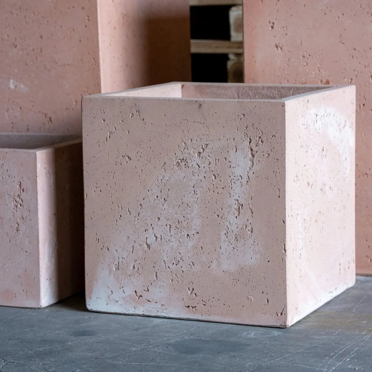 Cubrosa | Blushstone – 30cm Medium Square Concrete Planter – 14L Cube Plant Pot