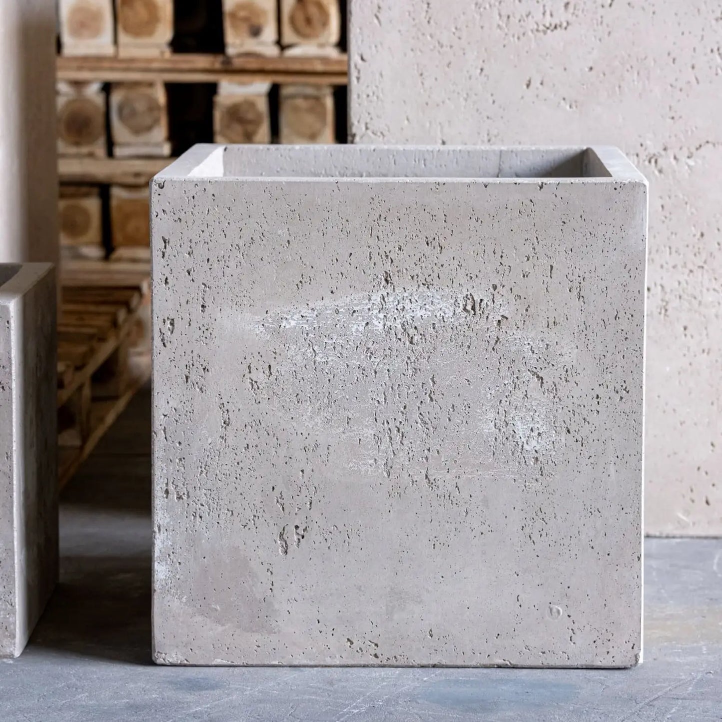 Cubrosa | Truffle – 100cm XXL Square Concrete Planter – 782L Extra Large Outdoor Plant Pot