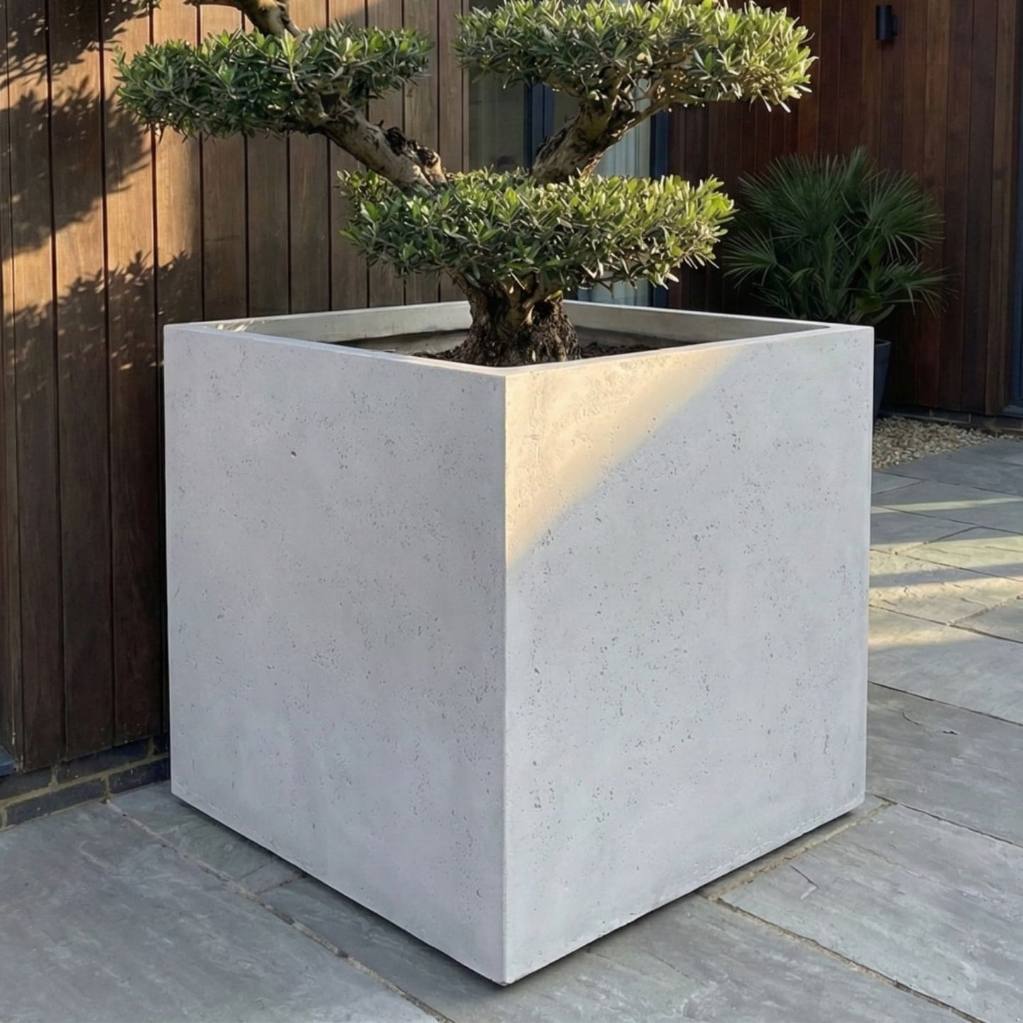 Cubrosa | White Mist – 100cm XXL Square Concrete Planter – 782L Large Outdoor Plant Pot - Pots & Plants