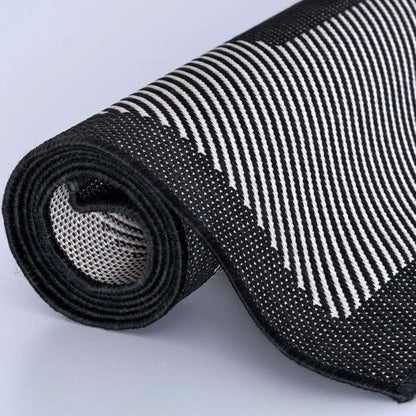 Ecology Outdoor Rug Black | 200bl