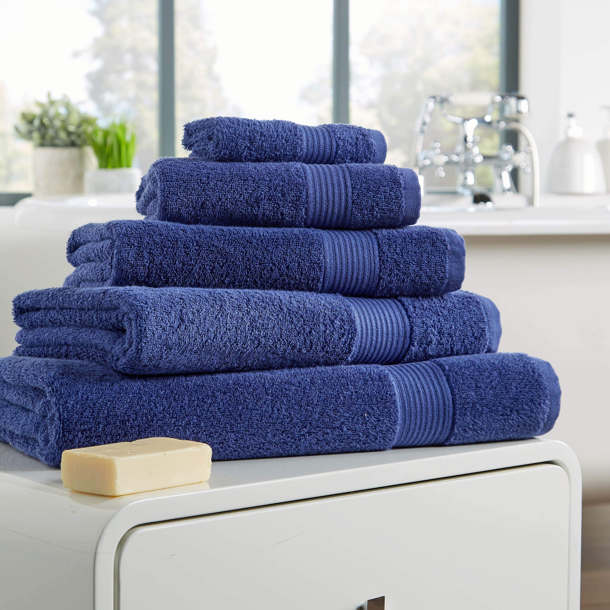 Home Collection Luxurious 500GSM Egyptian Cotton Towels High Absorbency Soft Durable OEKO-TEX Certified Various Sizes