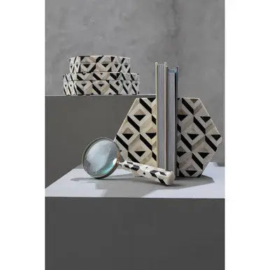 Ivory and Black Set of 2 Bookends | Harlo