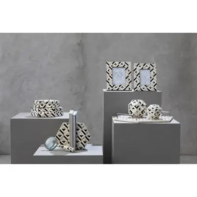 Ivory and Black Set of 2 Bookends | Harlo