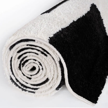 Joli Checkered Black & White Rug