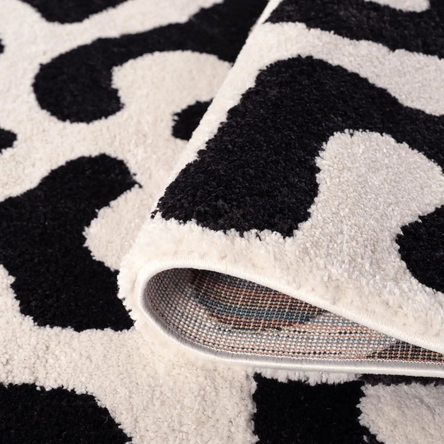 Joli Doodle Black & White Rug