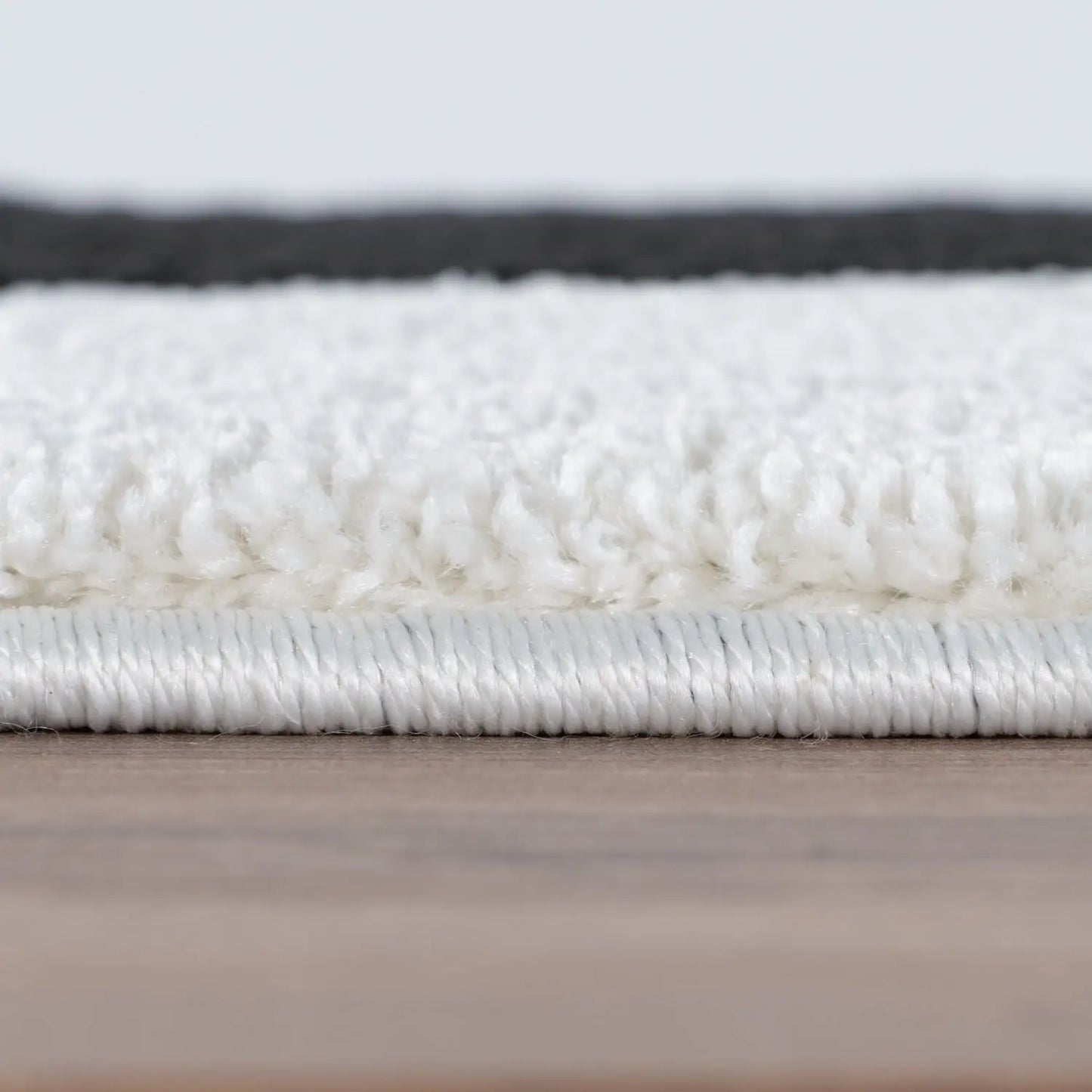 Joli Geometric Black & White Rug