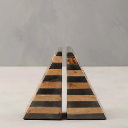 Kata Bookends