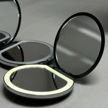 Kawai - LED Travel Cosmetic Mirror