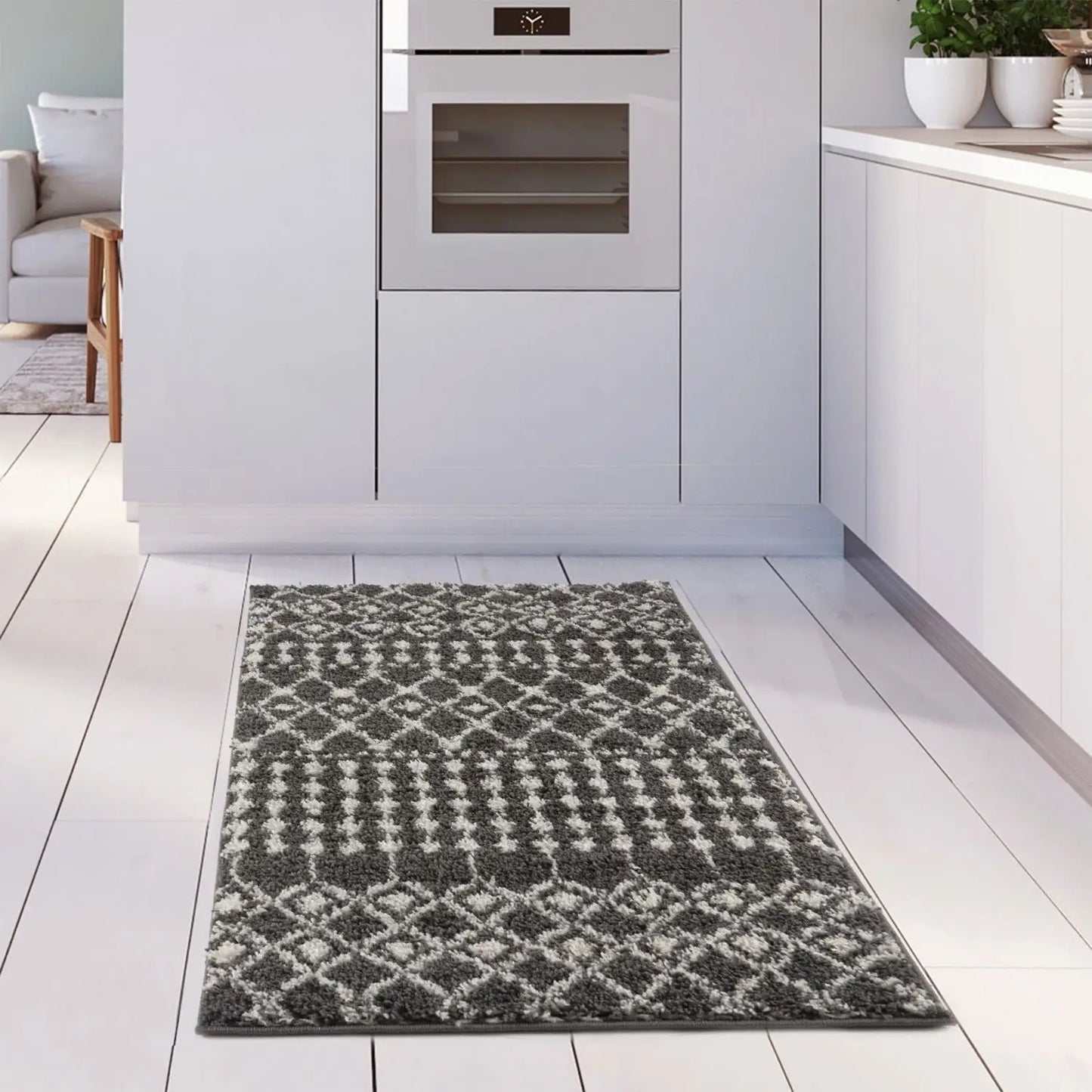 Moroccan Dark Grey Shaggy Rug | 1040