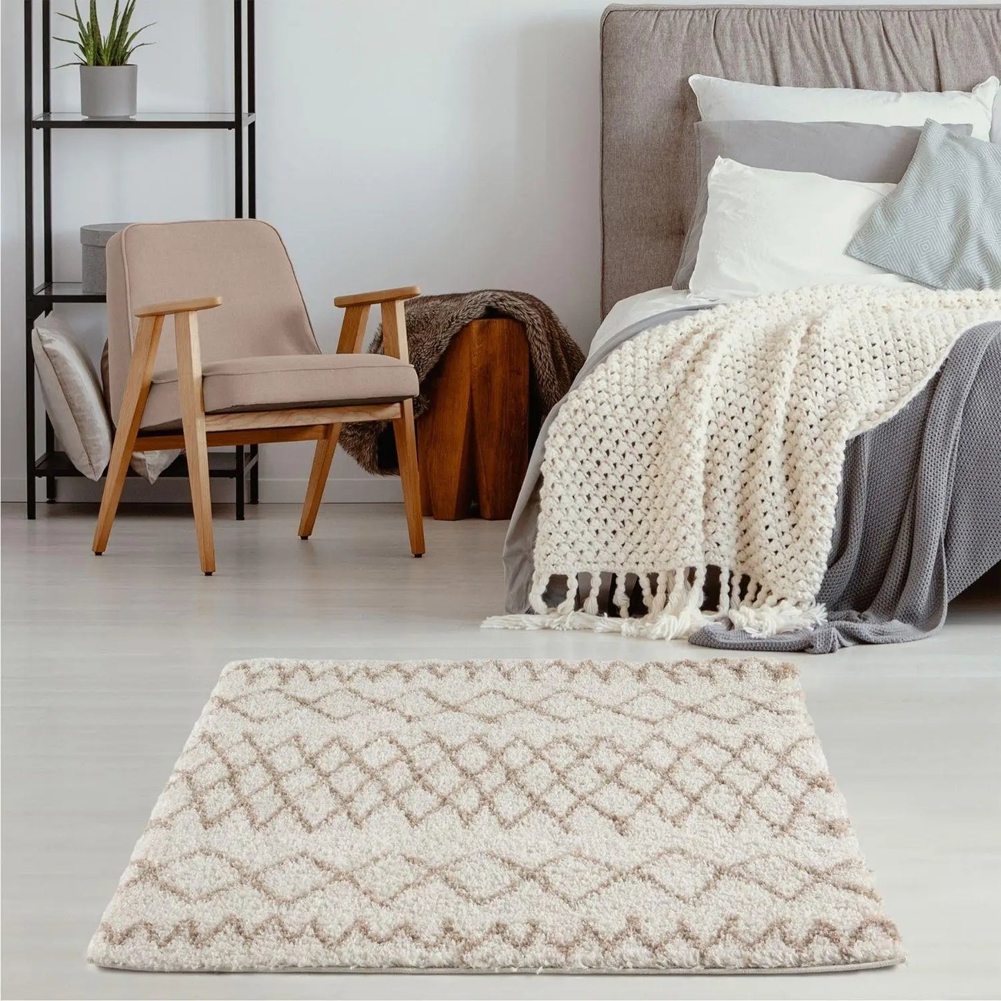 Moroccan Ivory Beige Shaggy Rug | 930