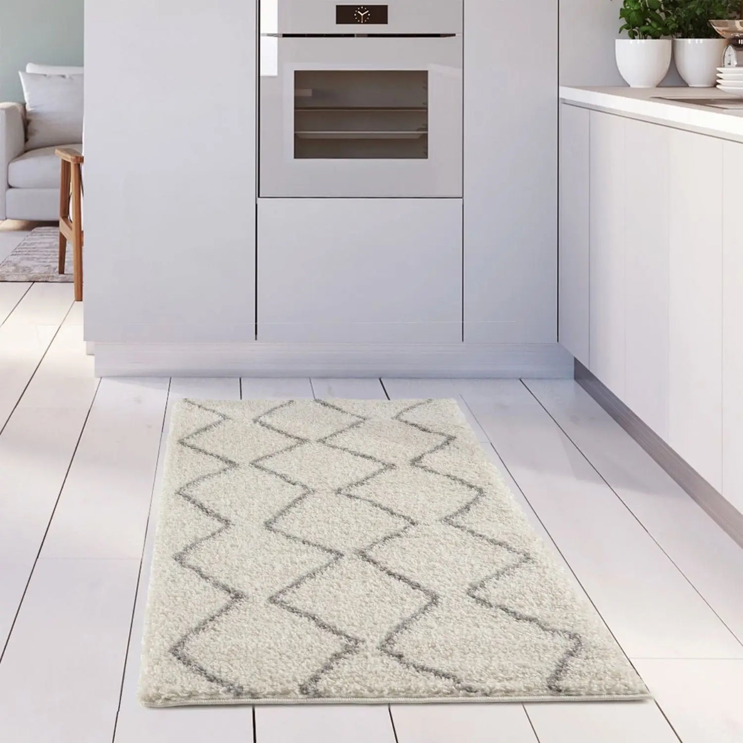 Moroccan Ivory Grey Shaggy Rug | 800