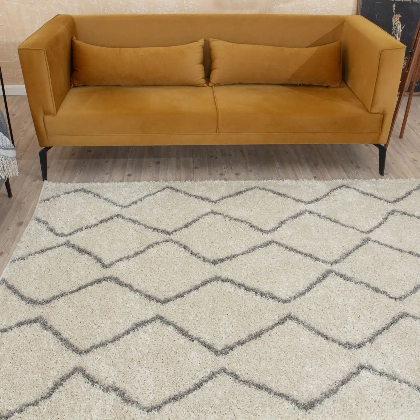 Moroccan Ivory Grey Shaggy Rug | 800