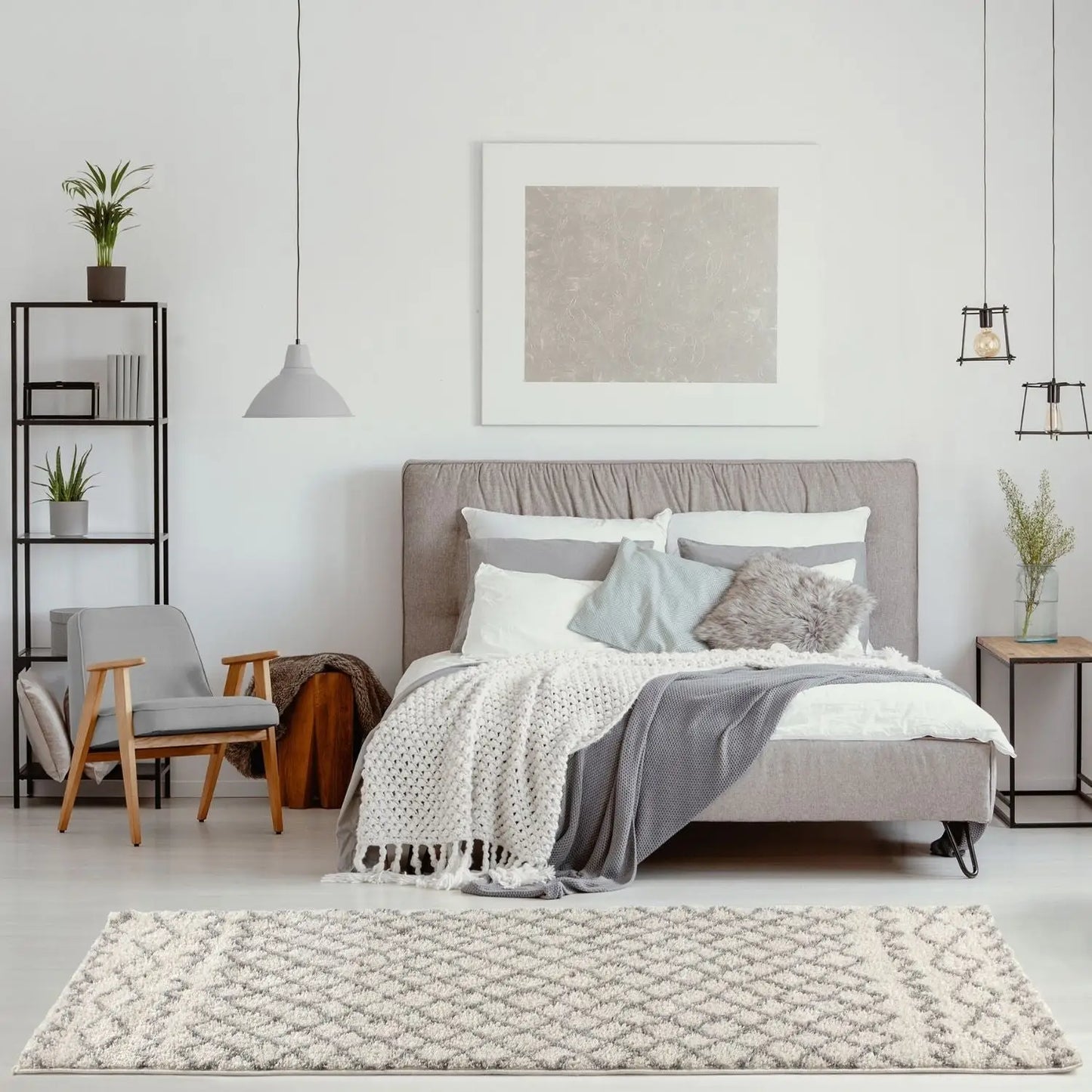 Moroccan Ivory Grey Shaggy Rug | 900