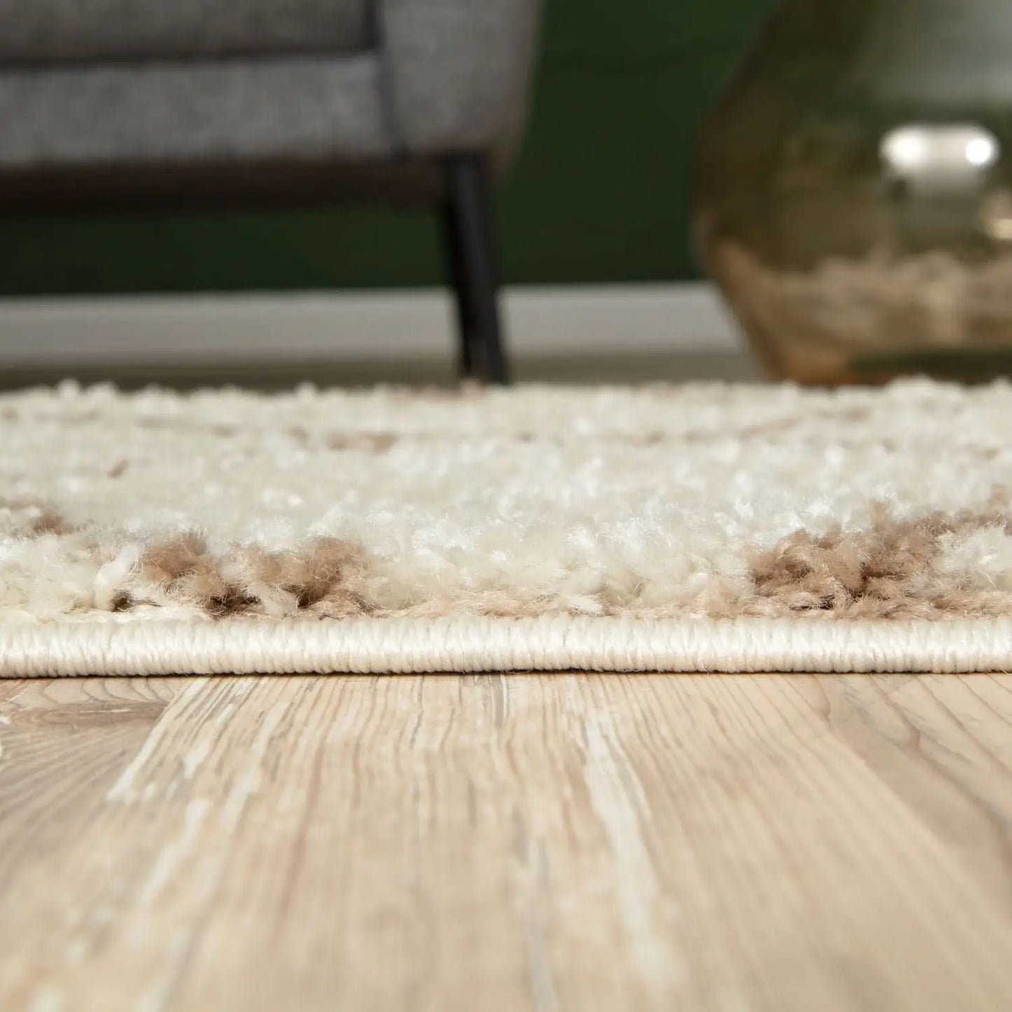 Moroccan Ivory Shaggy Rug | 530