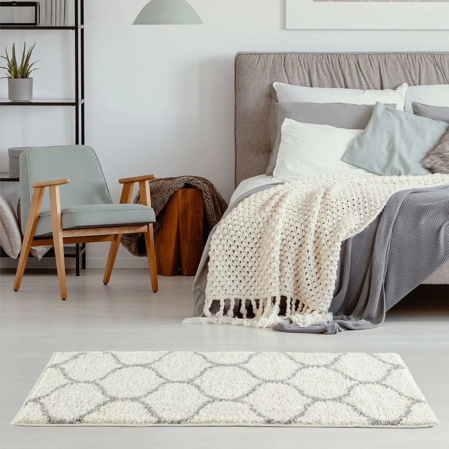 Moroccan Ivory Shaggy Rug | 600