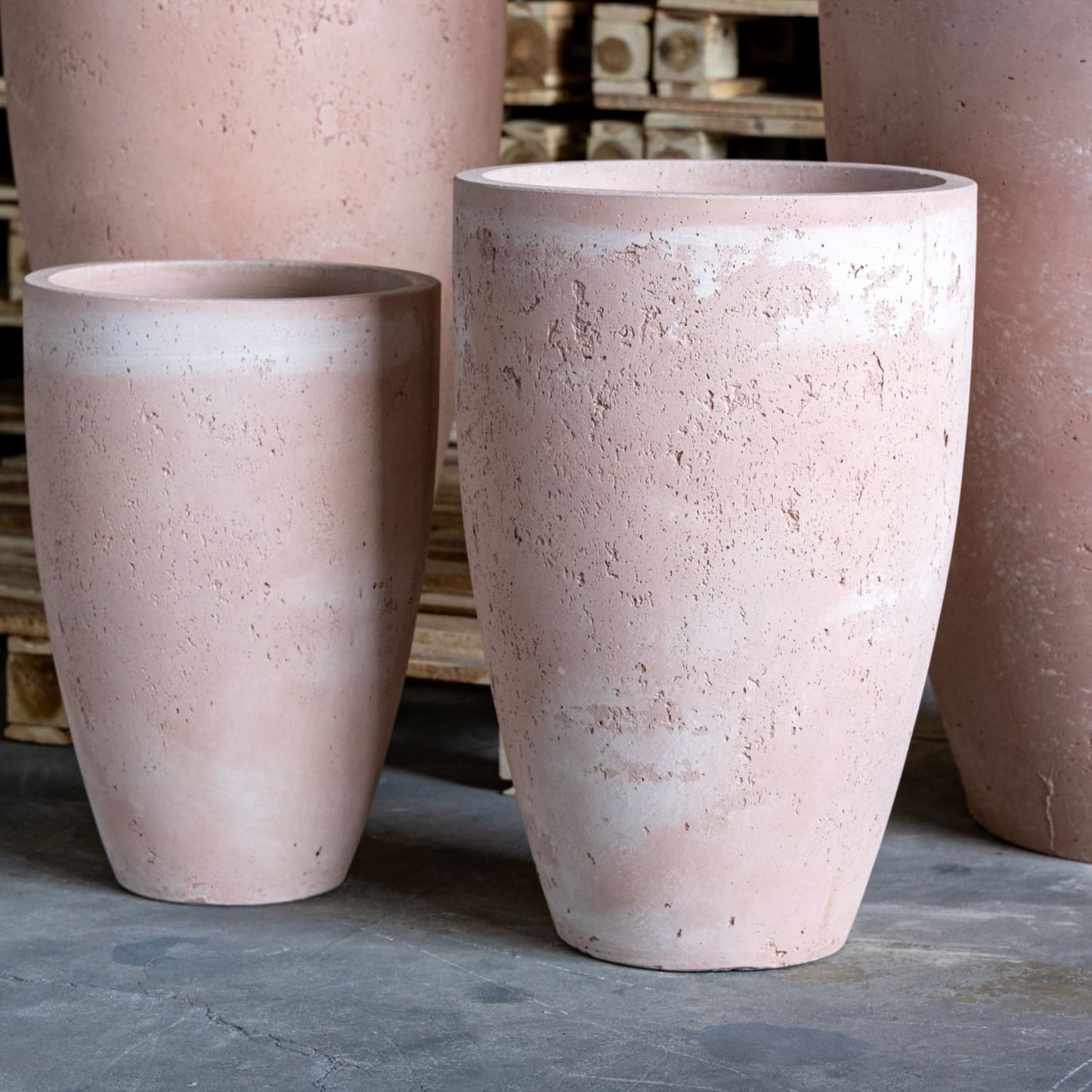 Vessara | Blushstone – 100cm XXL Concrete Vase Planter – 172L Tall Plant Pot