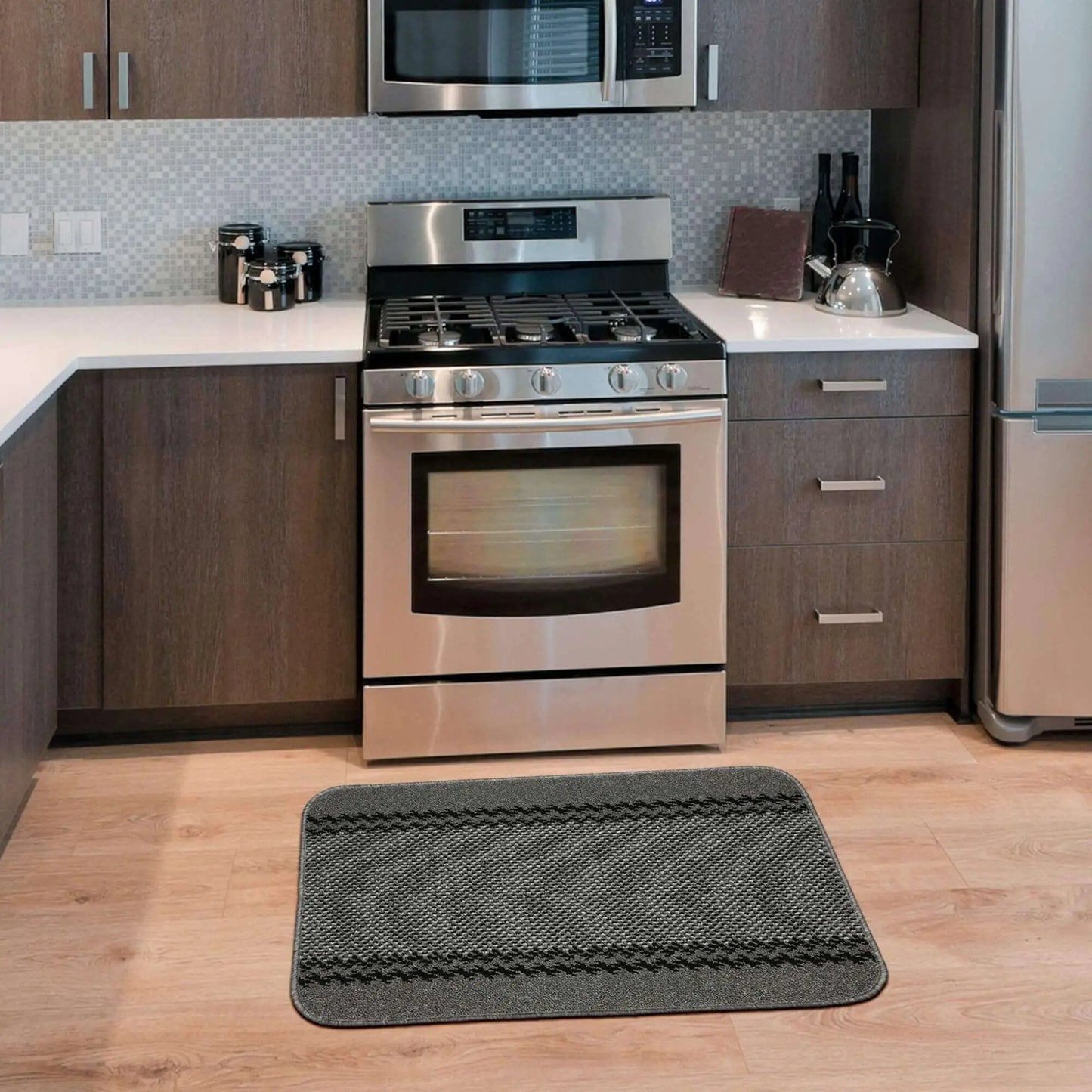 Washable Bordered Dark Grey Rug | 116D